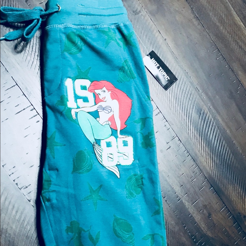📛SOLD📛🎶The Little🧜‍♀️Joggers &Sports Bra🎶 - Picture 7 of 8